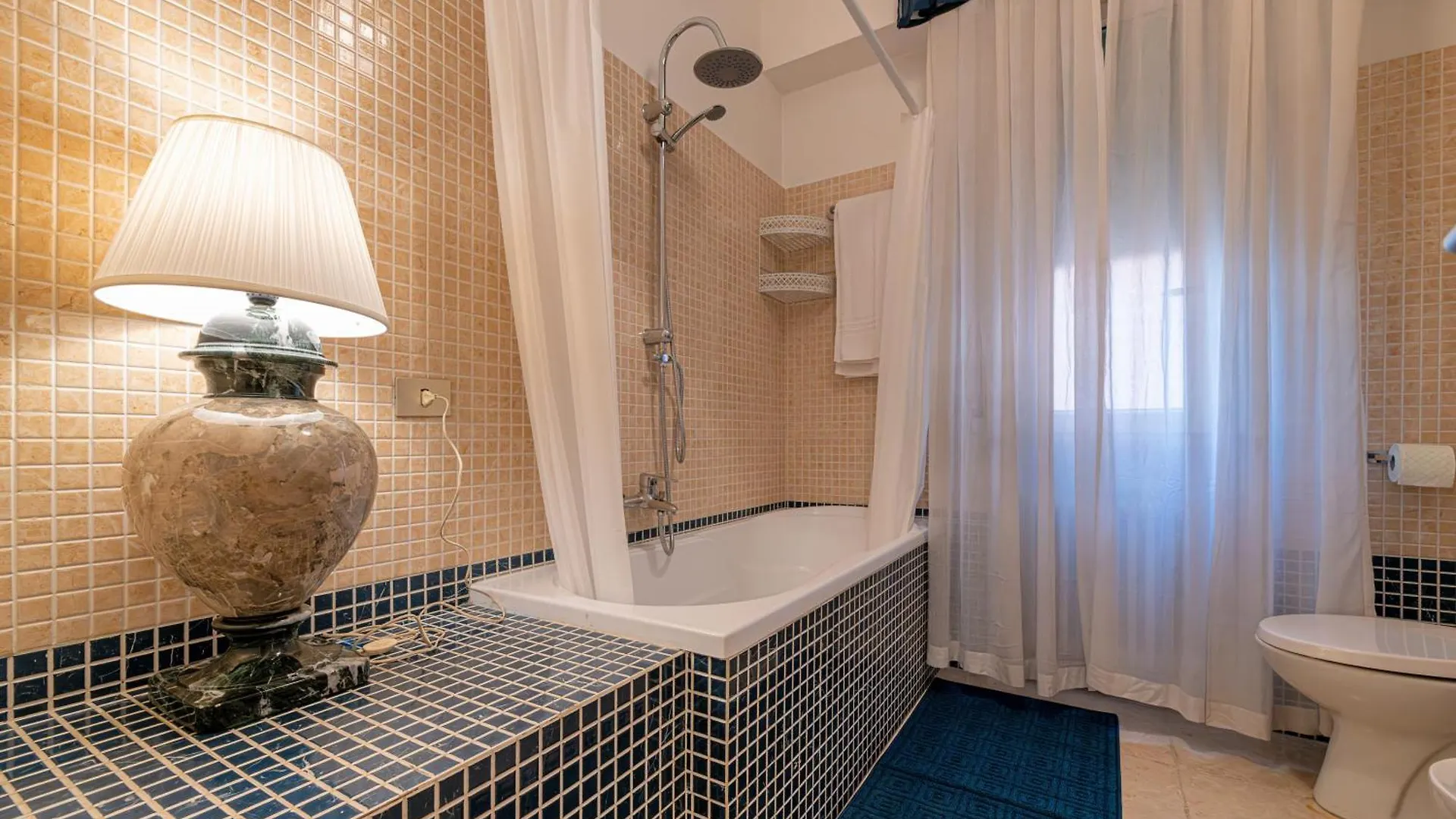 Rooma Domus Parioli - 1 Stop From City Center Apartment