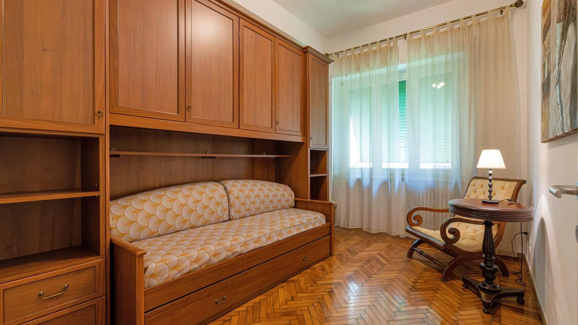 Rooma Domus Parioli - 1 Stop From City Center 0*, Rome